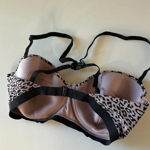 Victoria’s Secret | 36DD Underwire Push-Up Swim Bikini Top - Picture 2 of 4